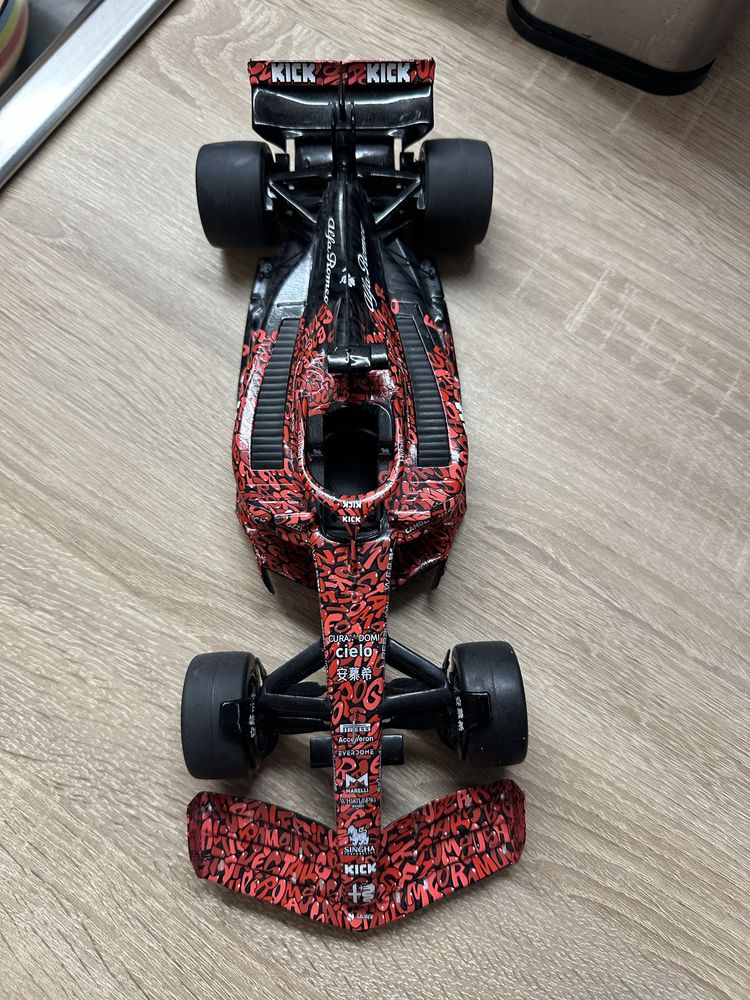 alfa romeo 1/18 solido f1 boogie art limited edition