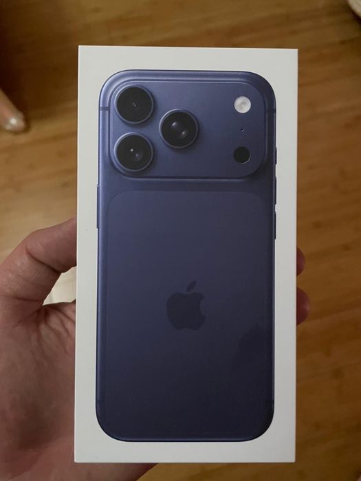 Продам новый Apple 17 Pro