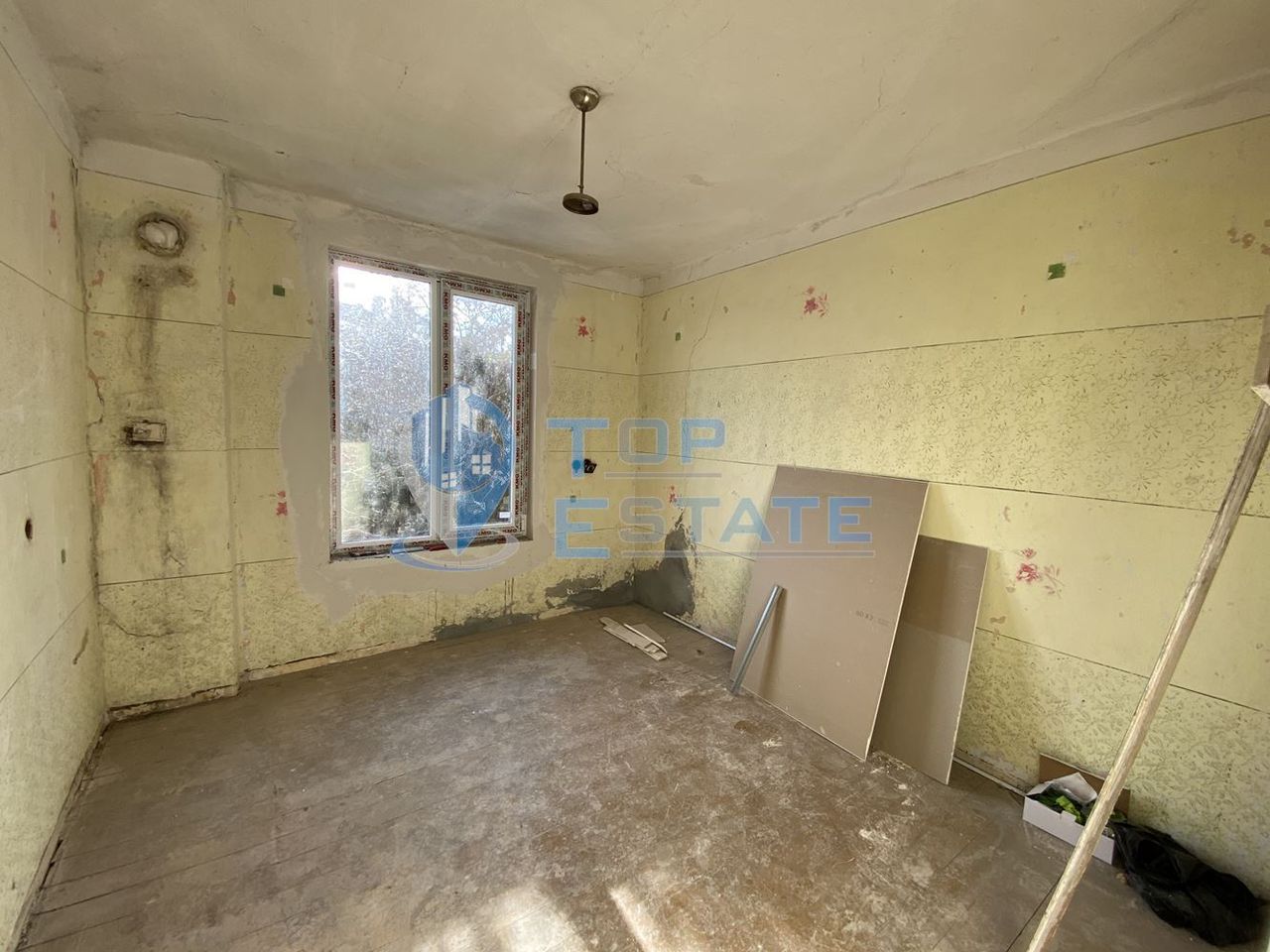 Продава се Къща в Сухиндол - 100 кв.м за 169 €/кв.м - Снимка #1