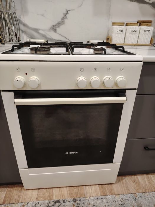 Продам газ плита с духовкой