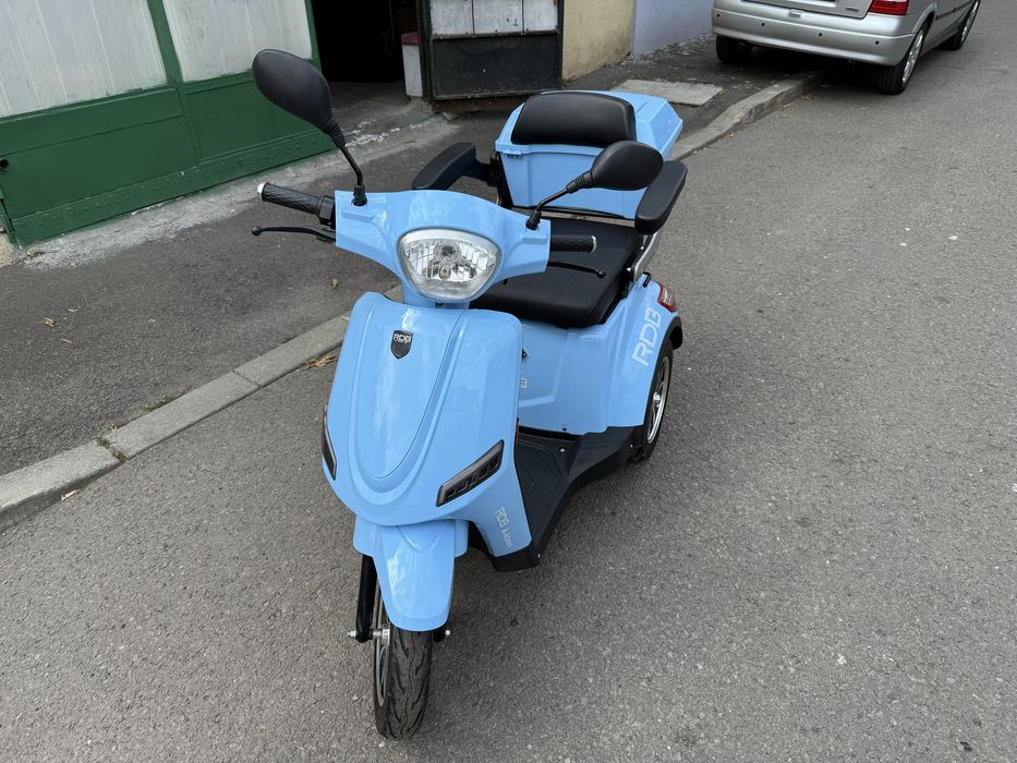 Vand Triciclu electric NOU