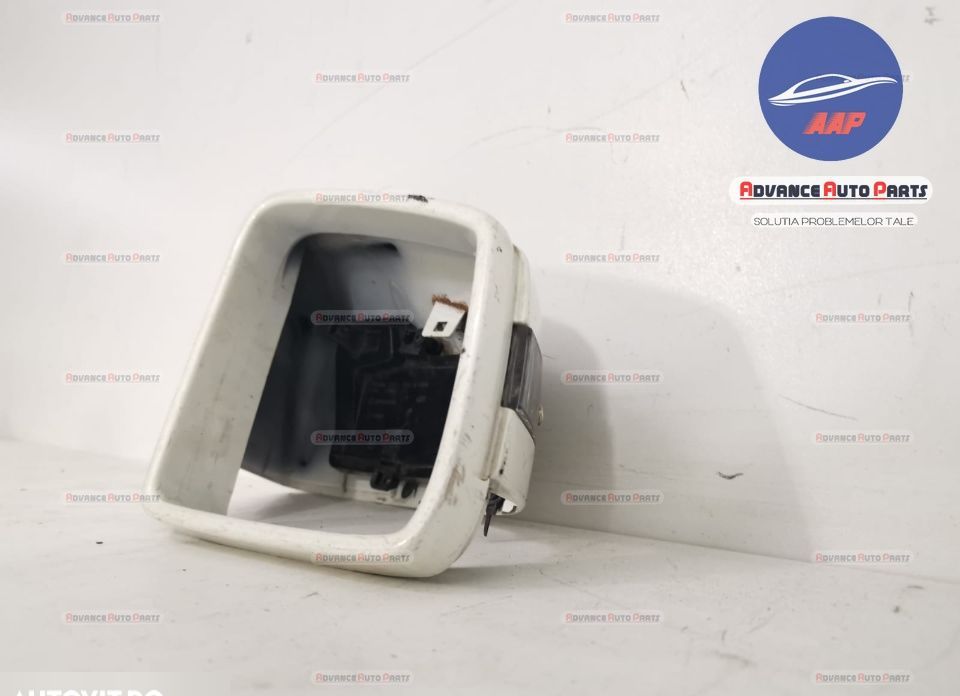 Капак на огледало ляв код A1668200121 - оригинален в добро състояние М