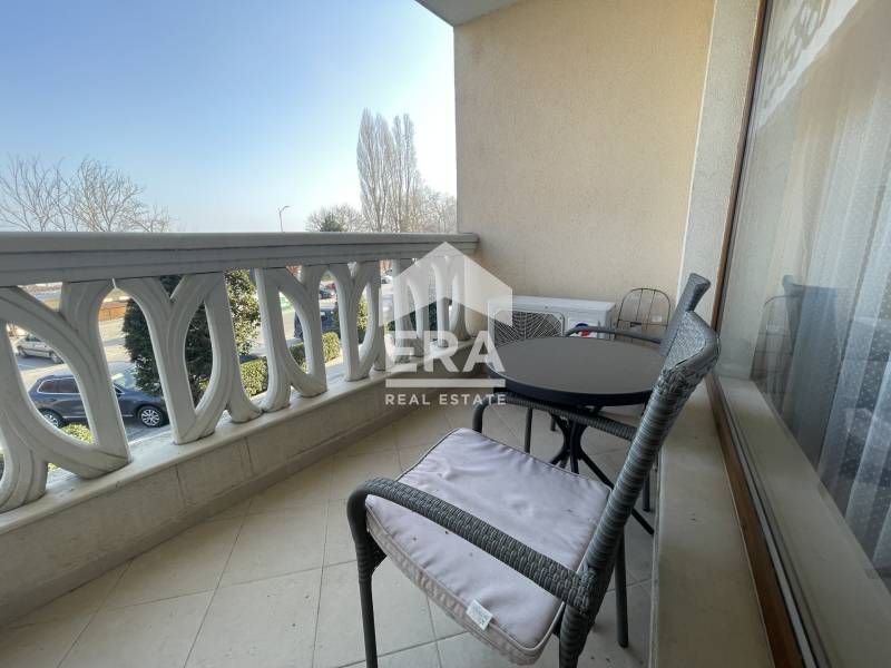 Дава се под наем Тристаен апартамент в Варна, Аспарухово - 105 кв.м за 750 € - Снимка #6