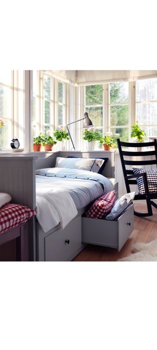 Canapea extensibilă !