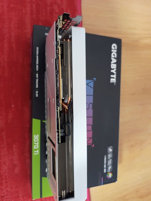 Vând placa video RTX 3070 TI 8gb DDR6X