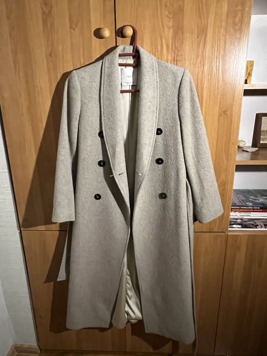 Пальто женское MANGO