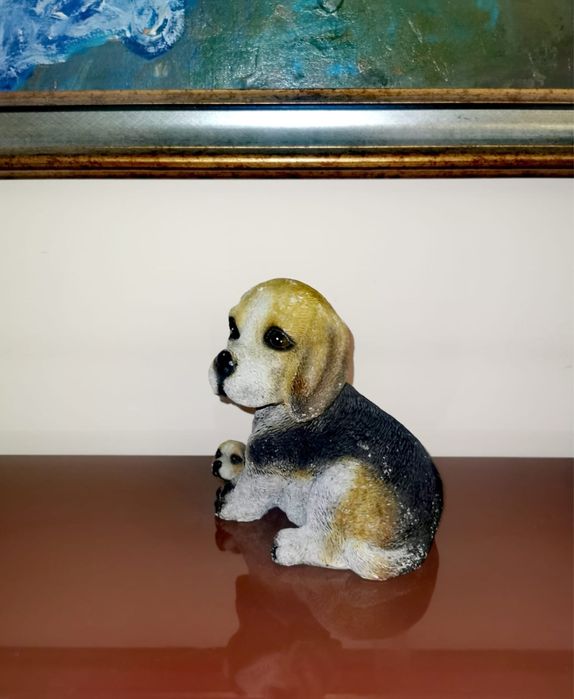 Антикварна фигура на куче Бийгъл много реалистичен модел смола 15х15см