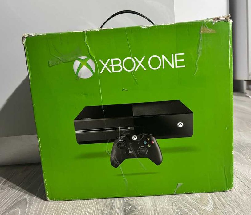 Vand Xbox One cu controler