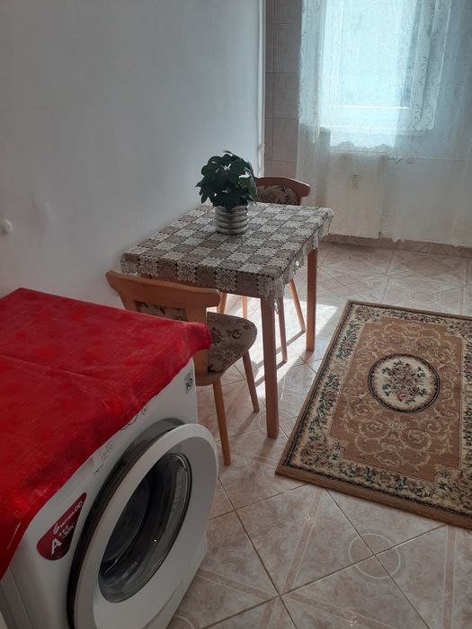 Închiriez urgent garsoniera în Ploiești
