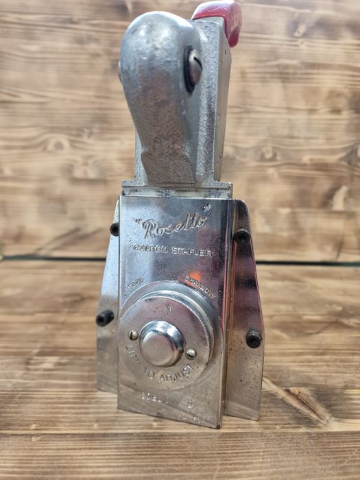 Capsator Rosetto pentru capsare oarba, ratioform, cutii carton