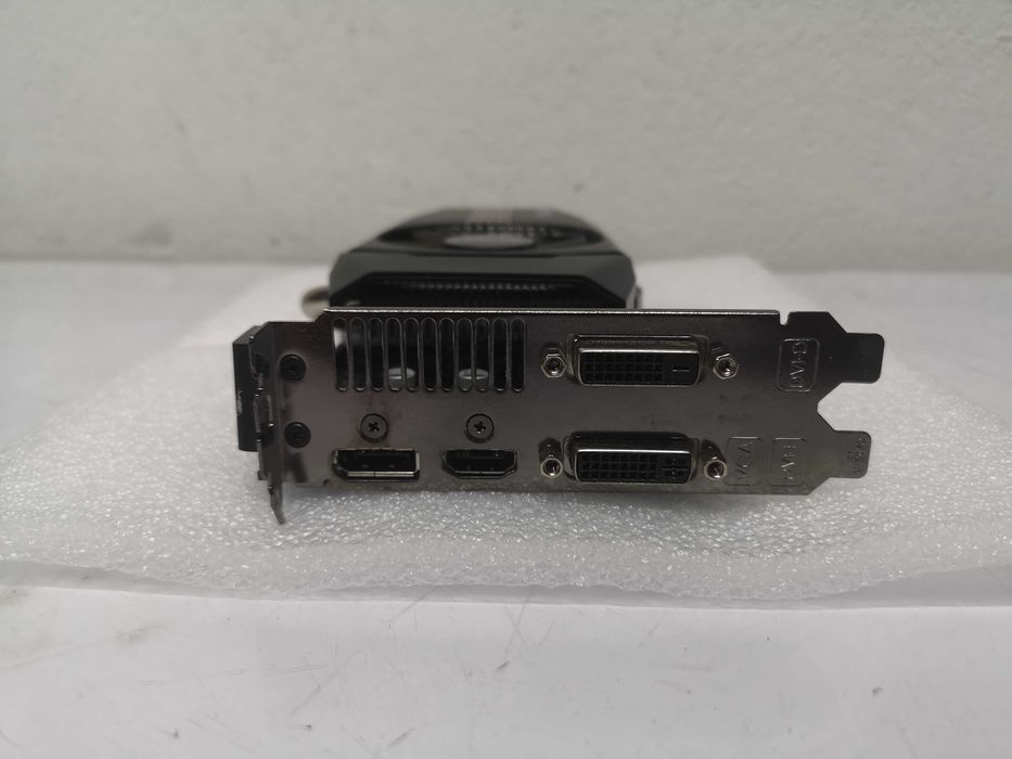 Видео карта -  ASUS HD7850 1GB