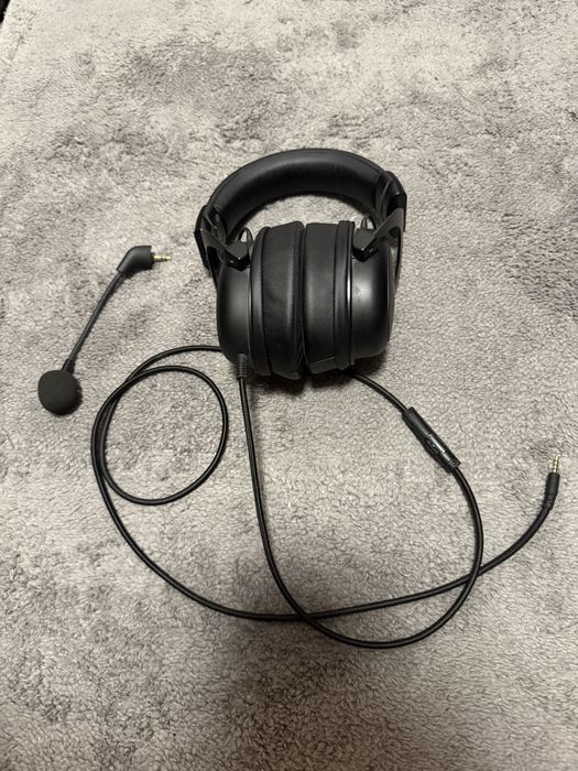 Casti HyperX Cloud Core