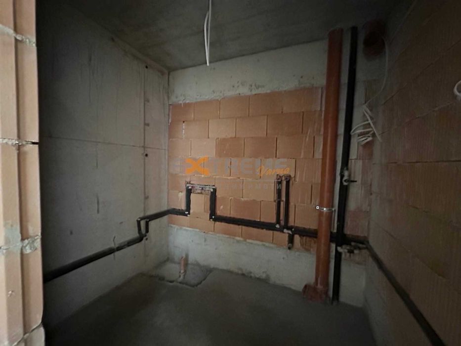 Продава се Двустаен апартамент в Варна, Възраждане 1 - 99 кв.м за 1364 €/кв.м - Снимка #5