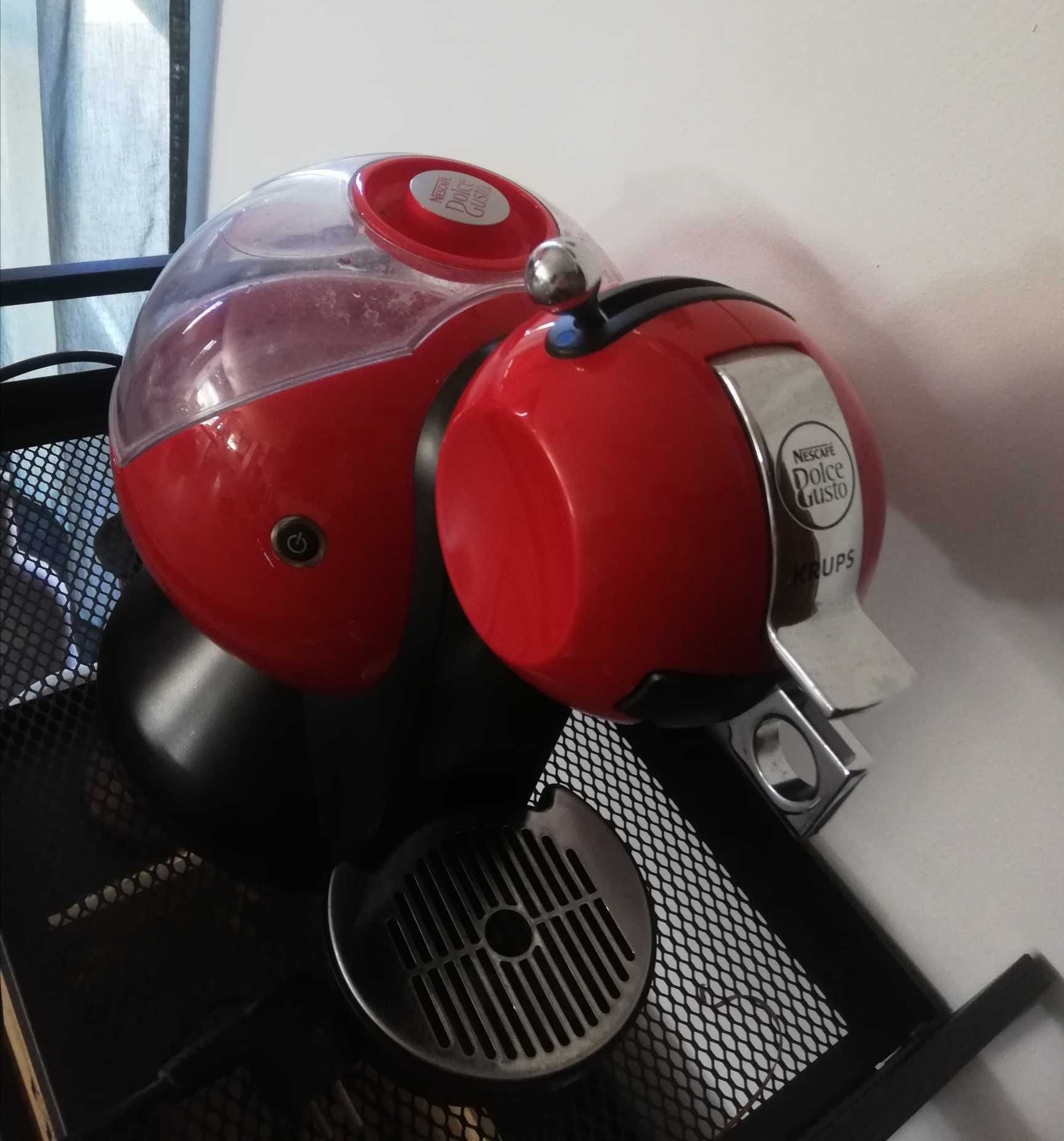 Еспресо Nescafe Dolce Gusto Krups, Отлично състояние!