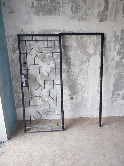 Външна входна врата