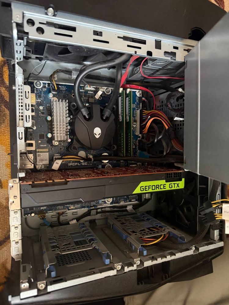 Игровой компьютер от AlienWare, СРОЧНО ПРОДАЕТСЯ !