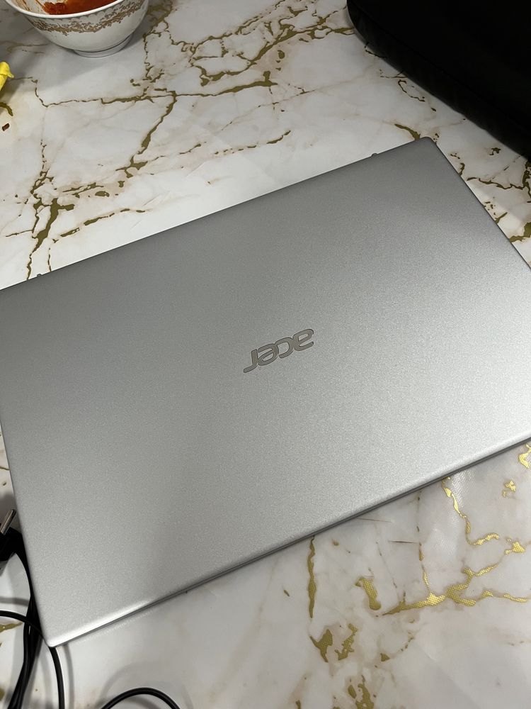 Продается ноутбук Acer Aspire