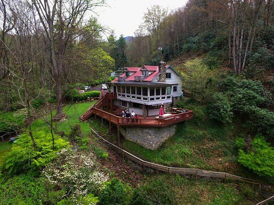 Filmare și fotografiere cu drona pentru pensiuni și diverse – Promovar