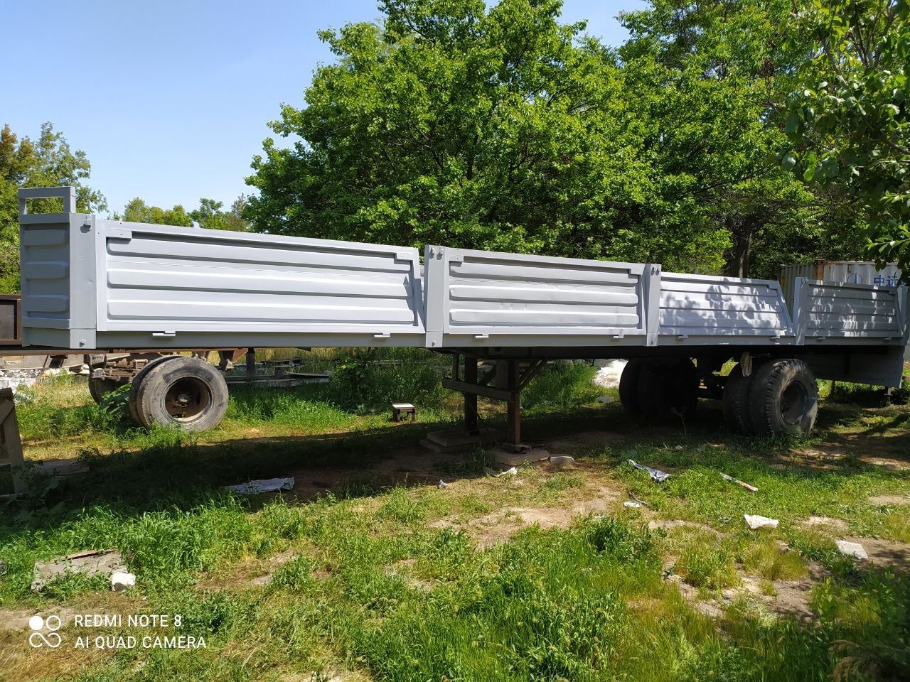 Продаётся тягач Мерседес Atego 2002г с прицепом МАЗ