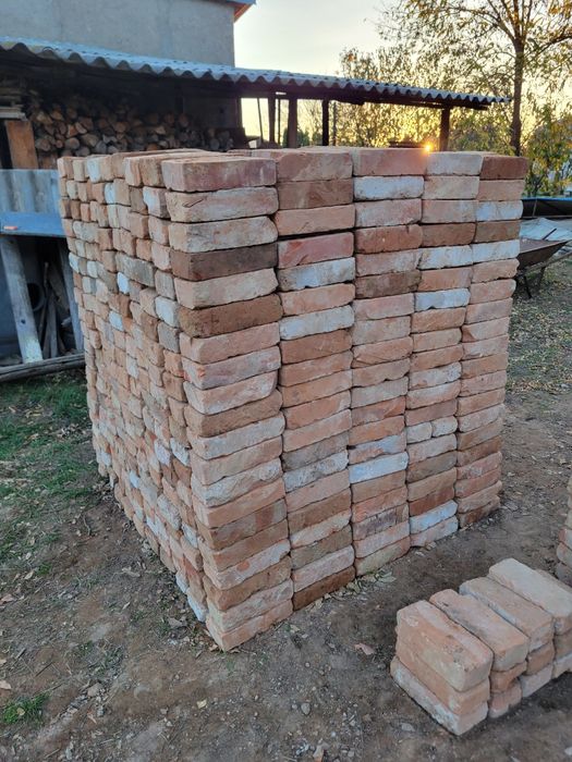 Cărămidă veche plinā 1200 bucati