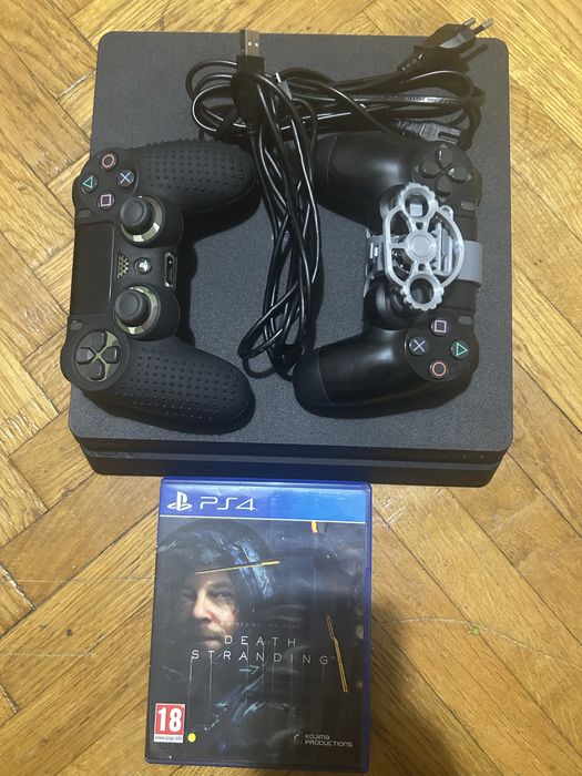 Playstation4 slim 2 controllere