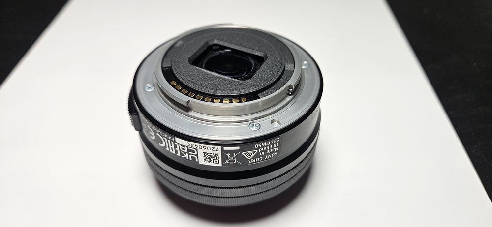 Obiectiv Sony E 16-50mm, nou