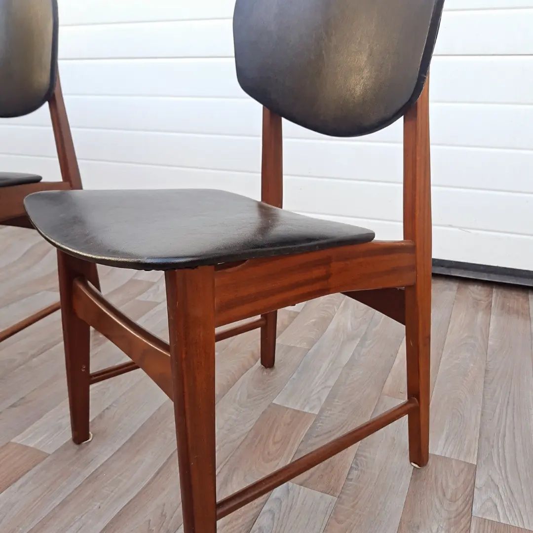 Уникален Mid Century стол от 50те години  на Датски дизайнер