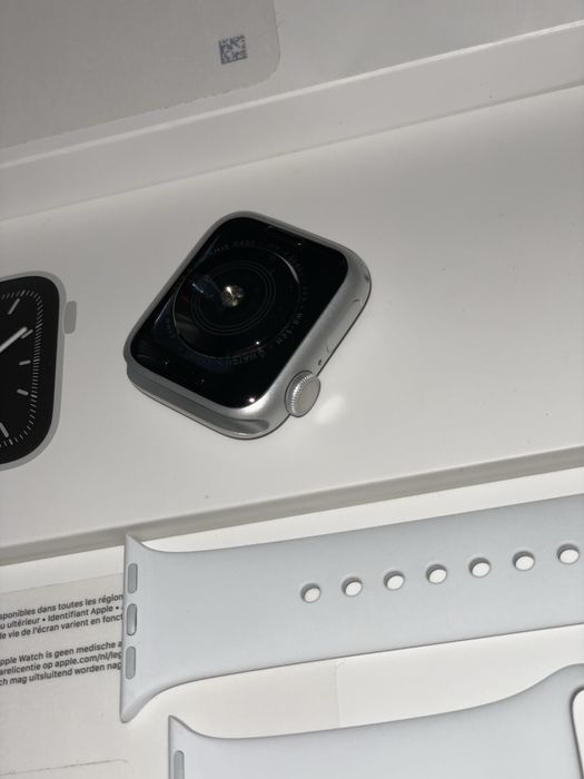 Apple watch & band / curea - blue leather, white silicon