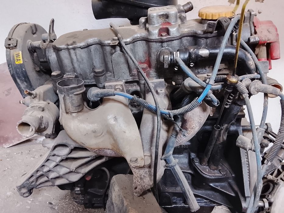 Опель вектра,мотор 1.8 литр