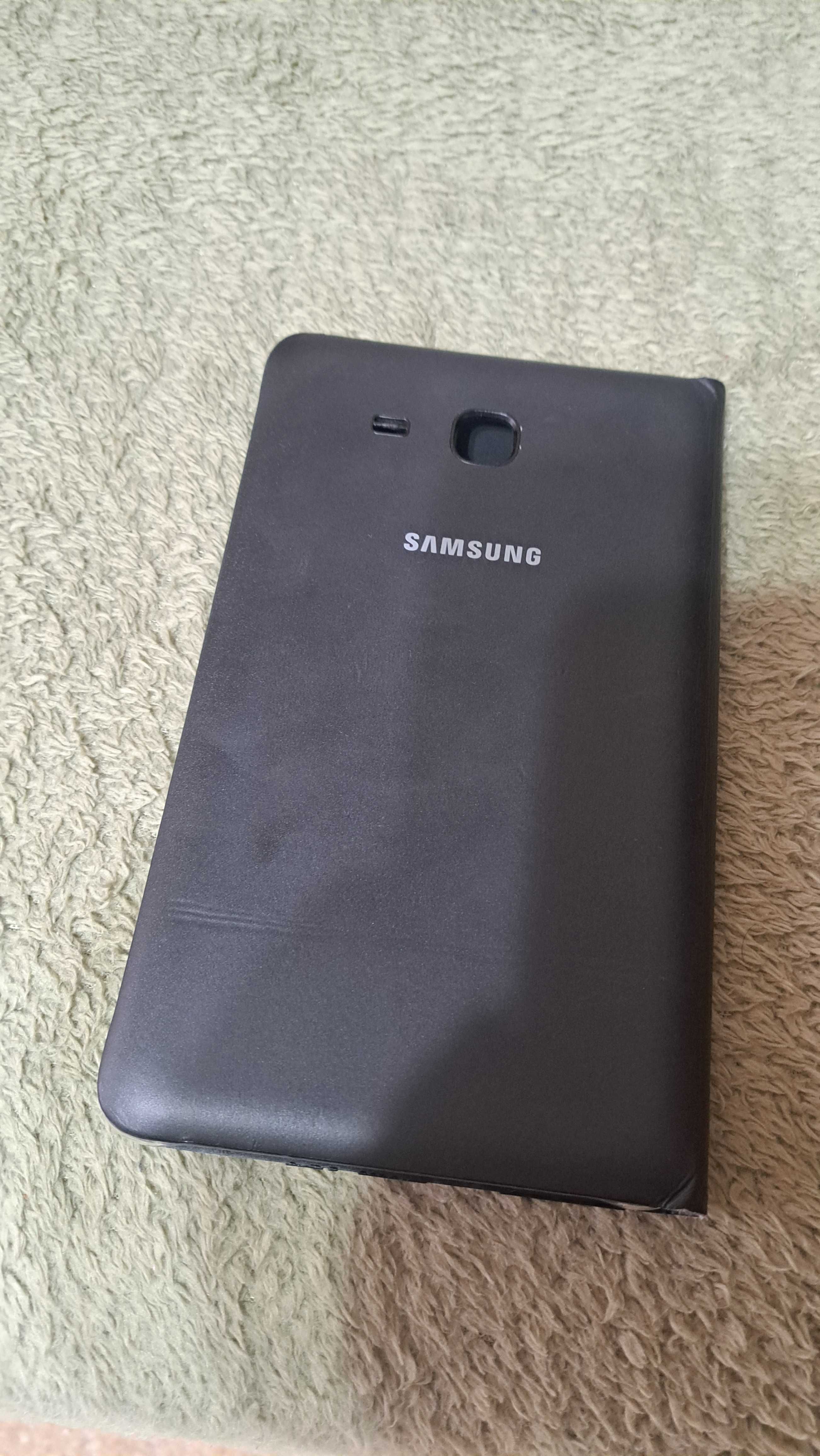 Husa piele Samsung tip flip pentru tableta