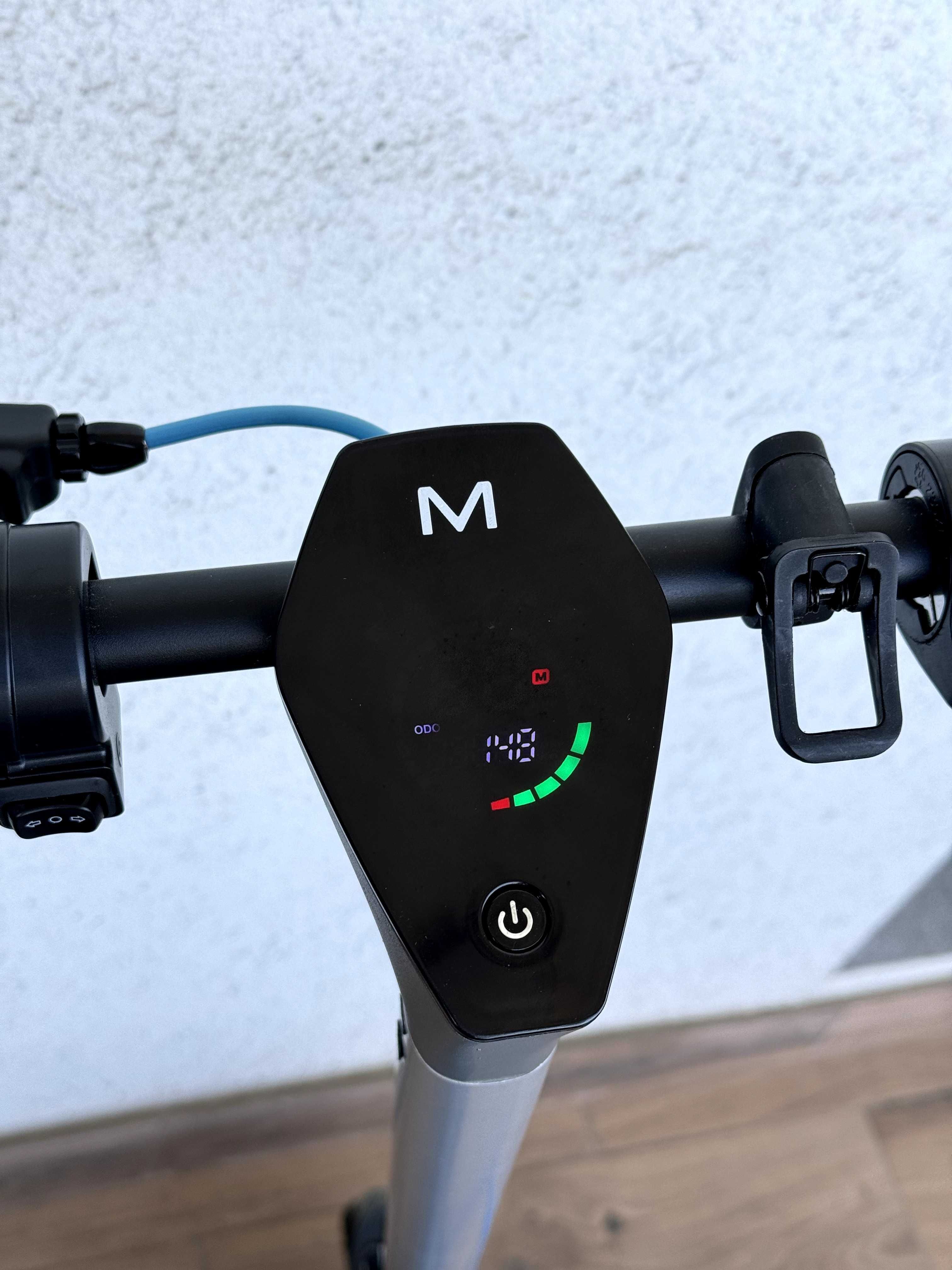 URGENT De vânzare două trotinete electrice Motus Scooty 10