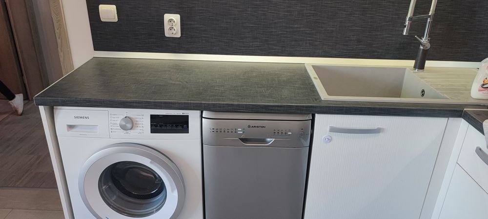 Дава се под наем Двустаен апартамент в Варна, Младост 2 - 50 кв.м за 510 € - Снимка #2