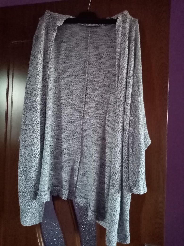 Vând Cardigan Dama 3/4  Mărimea - L-XL