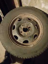 Зимни гуми с железарски + резервна