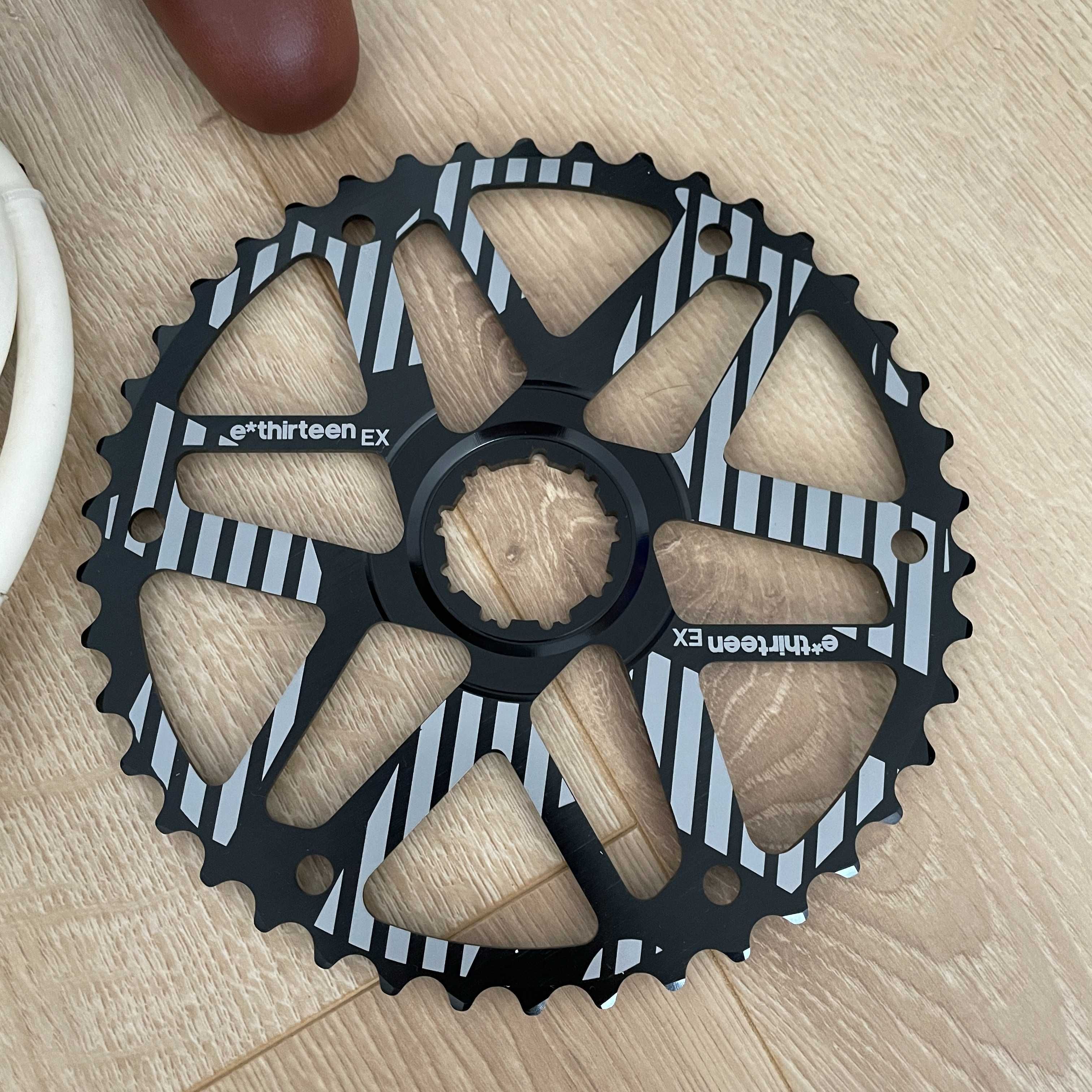 Piese bicicleta antifurt sa butuc foaie angrenaj pinion lumini ghidon