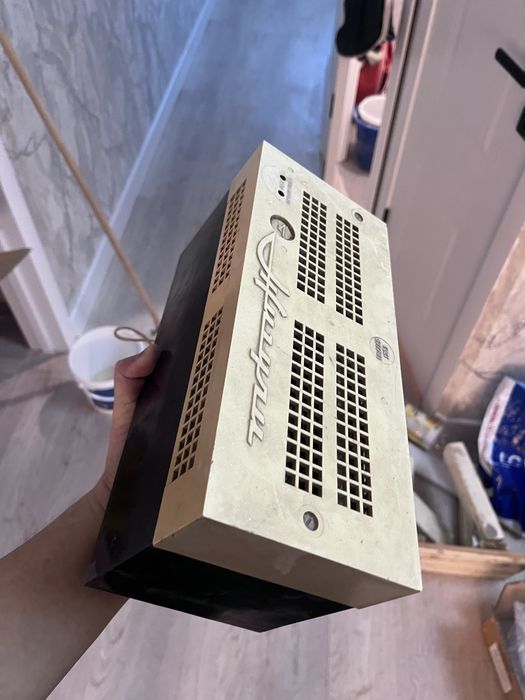 Стабилизатор напряжения “Луч” (СССР)