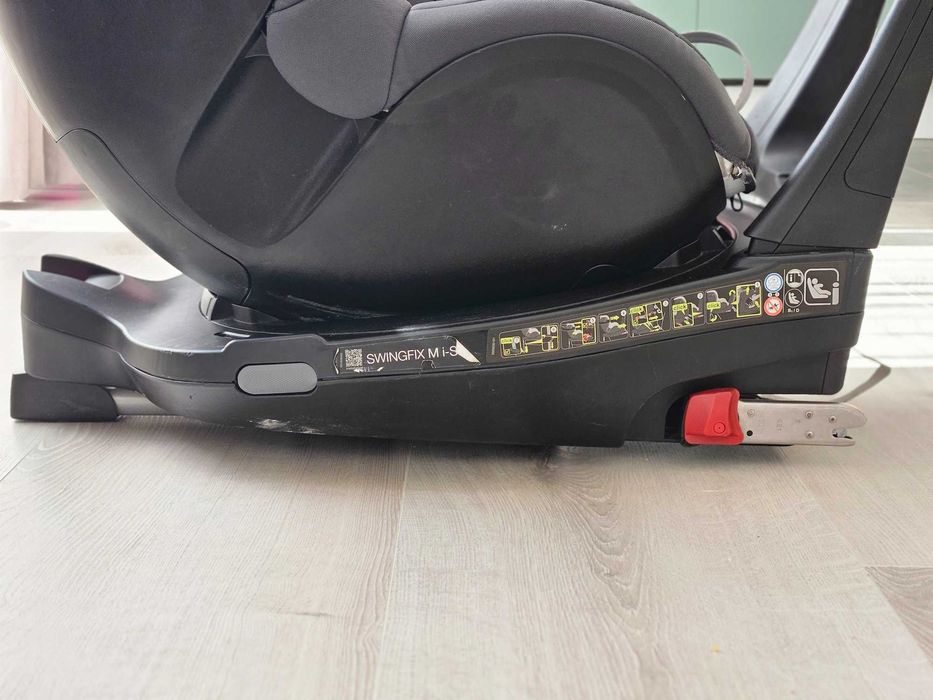 Britax Romer Swingfix M i-Size столче за кола