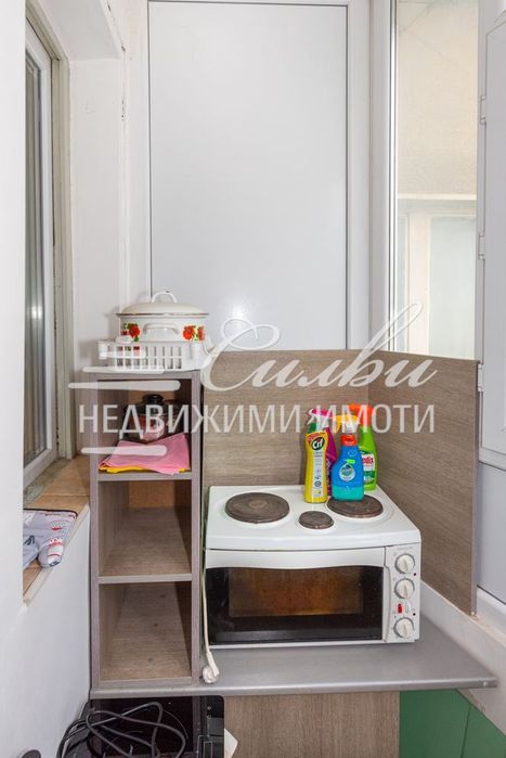 Продава се Четиристаен апартамент в Шумен, Добруджански - 90 кв.м за 935 €/кв.м - Снимка #10