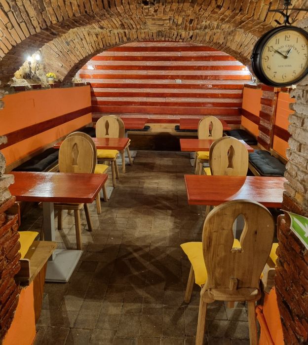 Afacere la cheie - Centrul Vechi Brașov - 28.000 Eurov