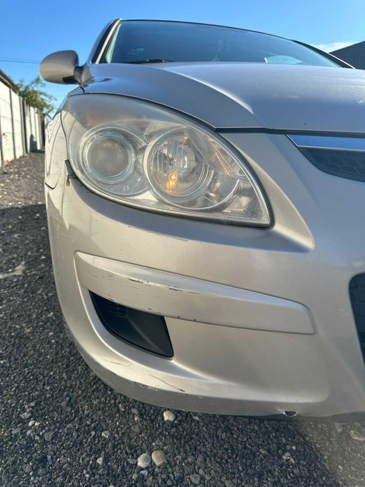 HYUNDAI i30 2009, 1.4 benzină 105 CP - UN SINGUR PROPRIETAR