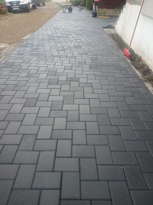 Executăm:PAVAJ,EXCAVĂM. Preț pavaj 35 lei metrul pătrat