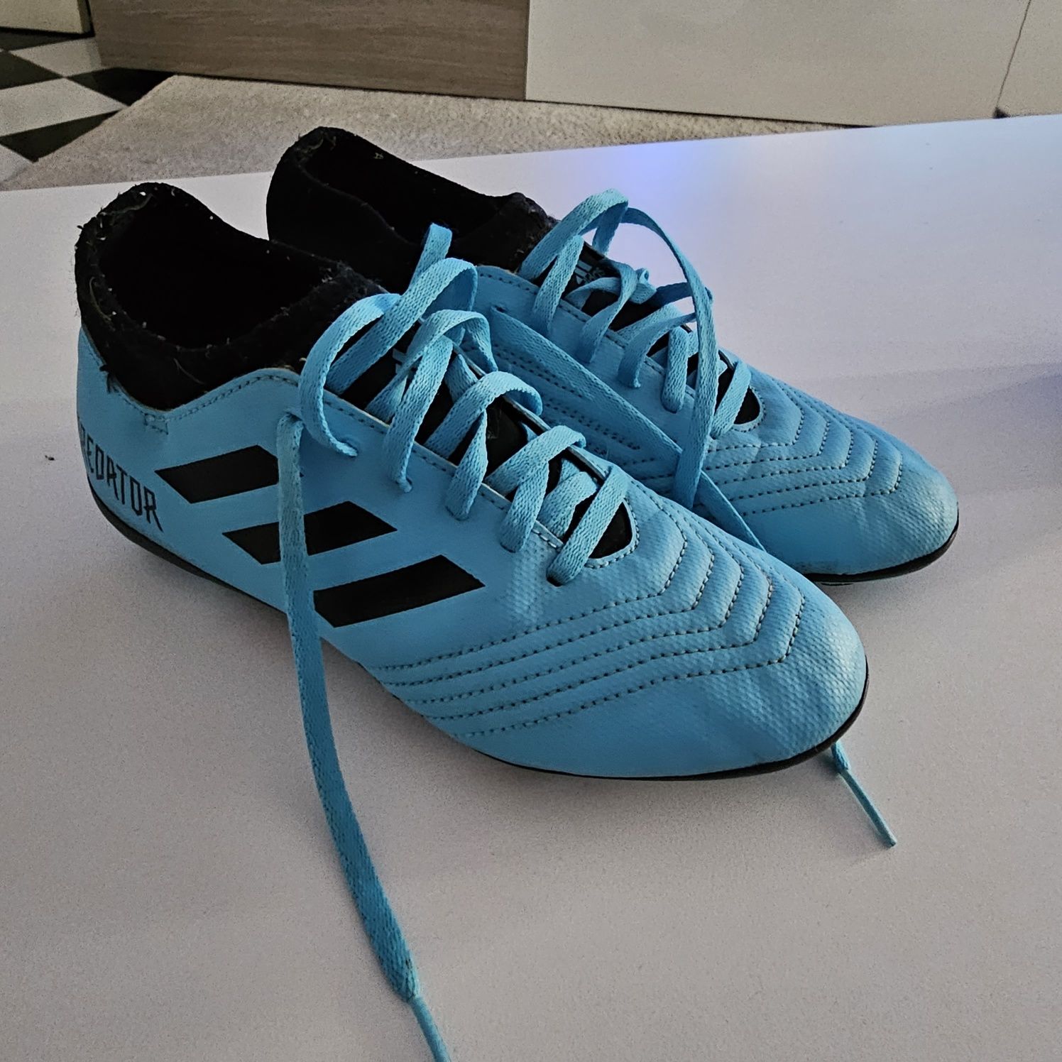 Ghete fotbal copii Adidas Predator 36