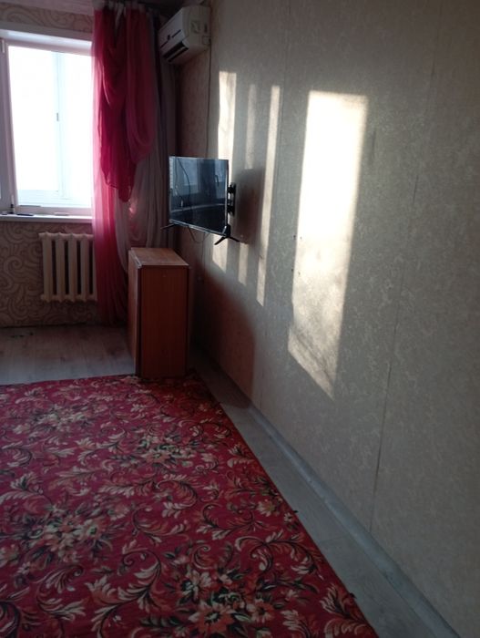 Сдам двух комнатную квартиру на 2мик 2эт