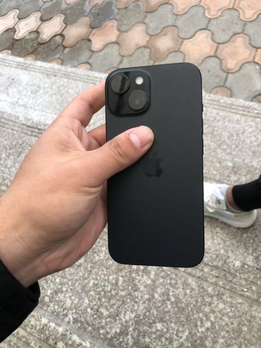 Vand sau schimb iphone 15