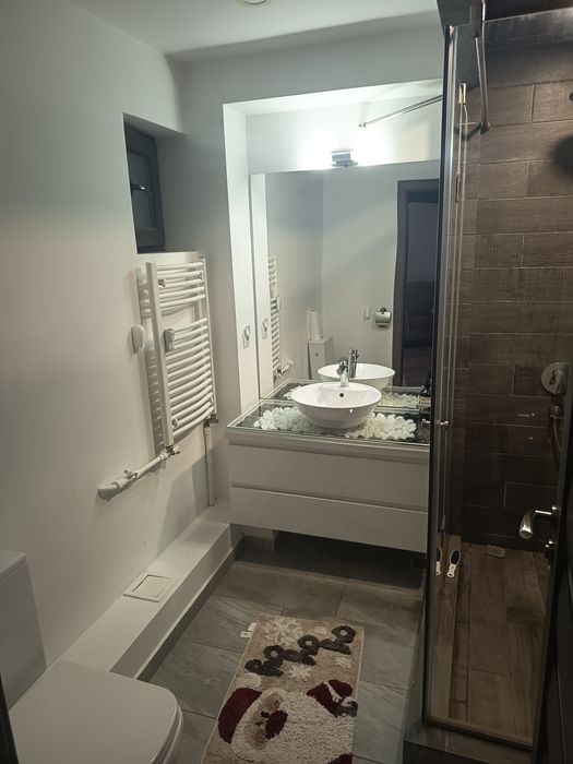 Apartament 3 camere — 5 min de centru, Ideal pentru Târgul de Craciun