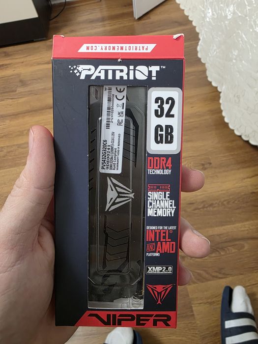 Memorie RAM 32 GB DDR4 XMP 2.0