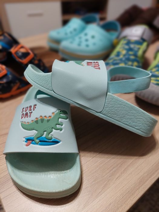 Лот пантофи и чехли за момче