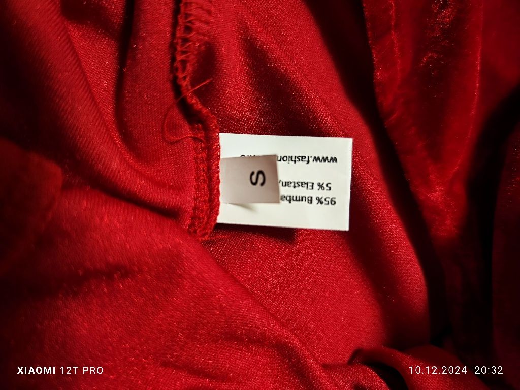 Rochie catifea roșie S