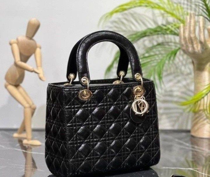 Genti dama model Lady, logo metalic auriu, saculet, etichetă incluse