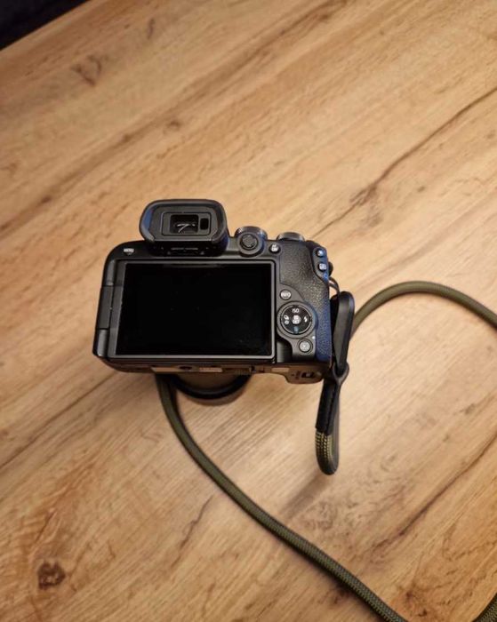 Canon EOS R10 Aparat Foto Mirrorless Kit cu Obiectiv RF-S 18-150mm 4k